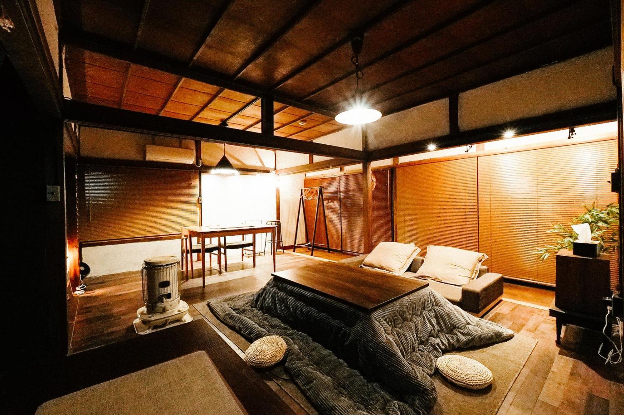 松本市の一棟貸し切りできる古民家 Buitenkant foto